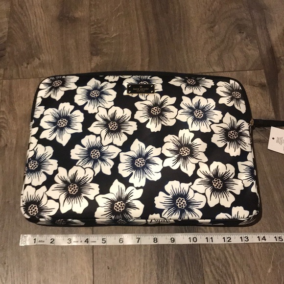 NWT Kate spade laptop case - Picture 5 of 6